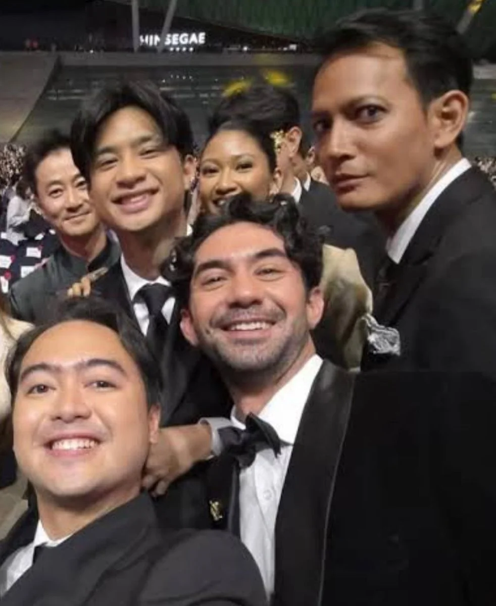 Artis dari Panggung Hiburan ke Pusat Bisnis dan Digital