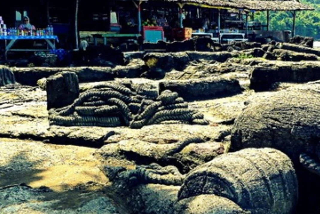 Batu Malin Kundang Terancam Kutukan Kedua