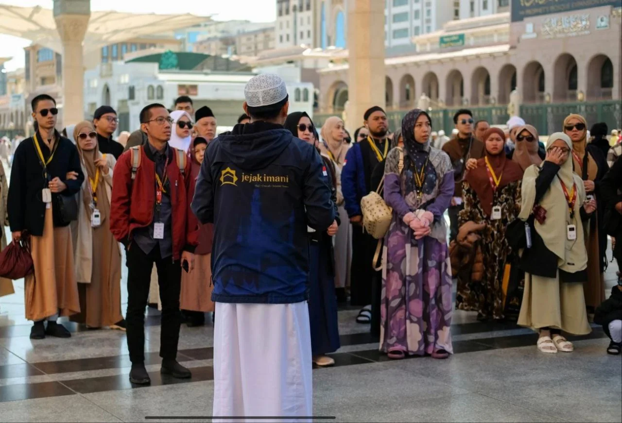 Musim Dingin, Jemaah Padati Mesjidil Haram Pakai Jaket Tebal