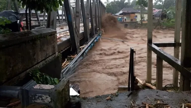 Sungai Lubuk Minturun Kritis Pasca Banjir Bandang, Pendangkalan Parah Ancam Permukiman Warga