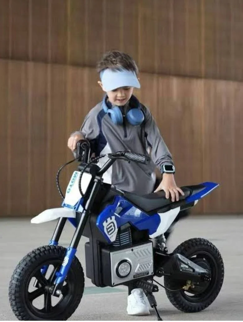 Motor Trail Mini Anak Jadi Favorit Wisatawan di Pantai Padang